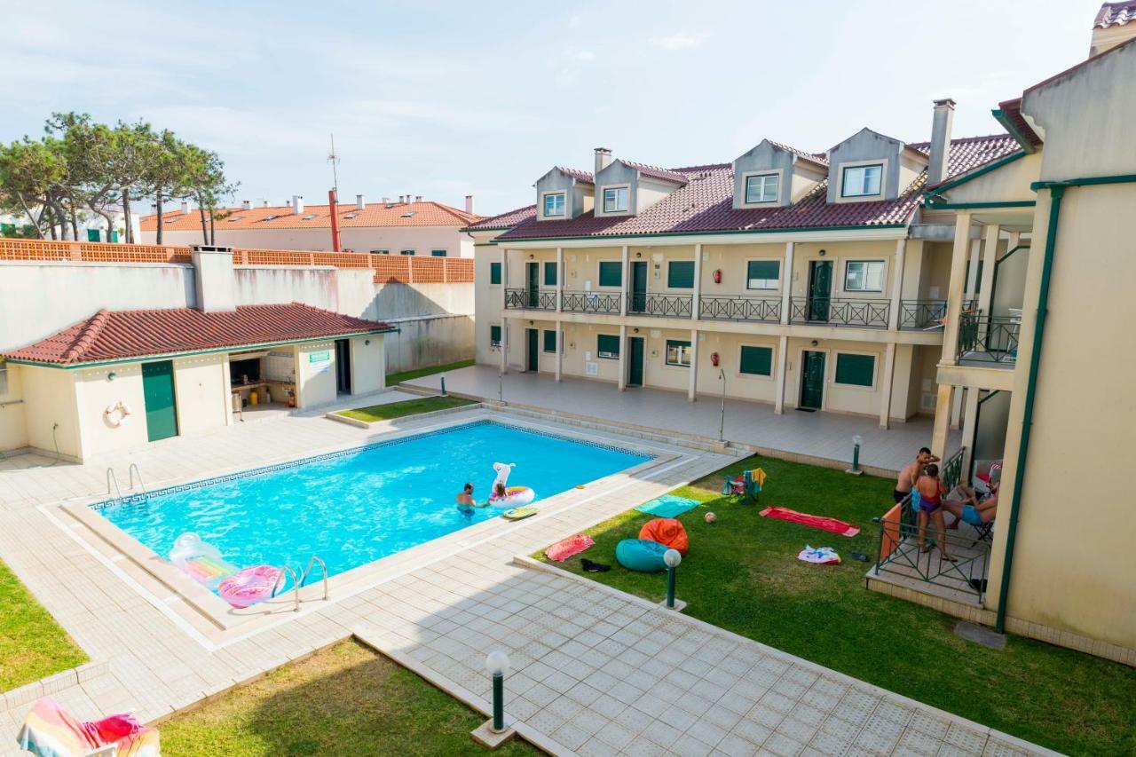 Pedra Do Ouro Swimming Pool Apartment Pataias Exterior photo